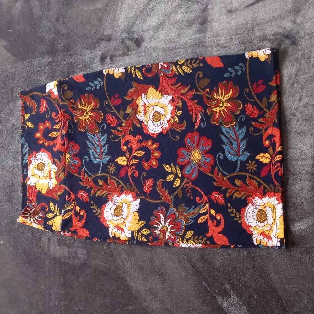 Cassie pencil skirt